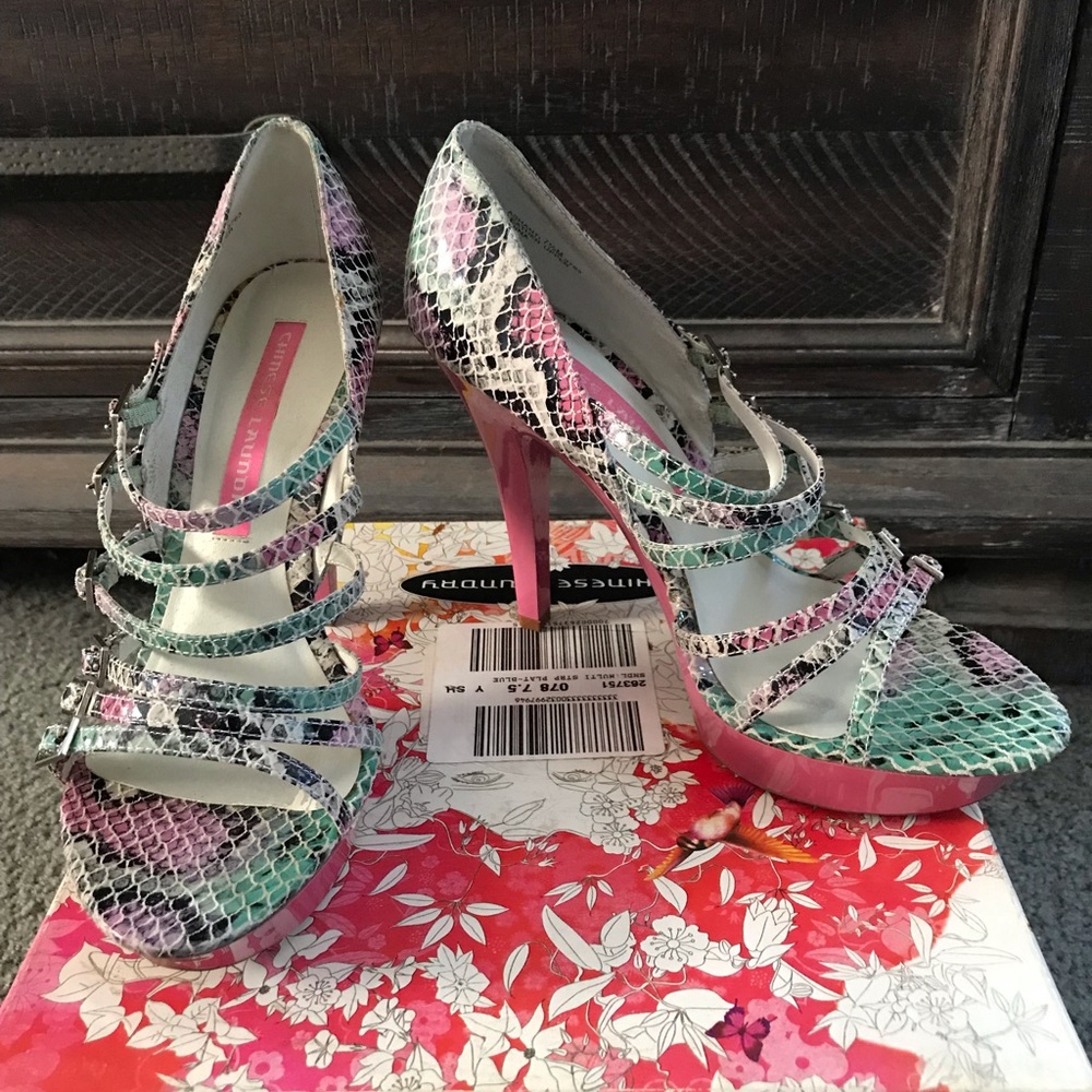 Chinese Laundry Multi Color Strap Snake 🐍 Print
